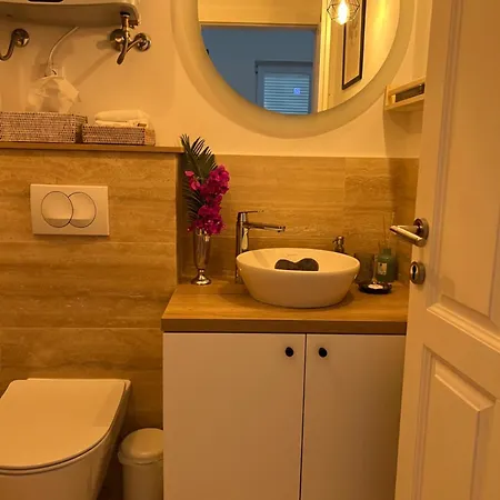 Direkt Am -zrnovska Banja -2,5 Km Zur Altstadt