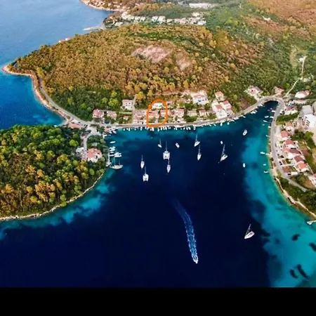 Haus Direkt Am -zrnovska Banja -insel , 2,5 Km Zum Altstadt Korcula Town