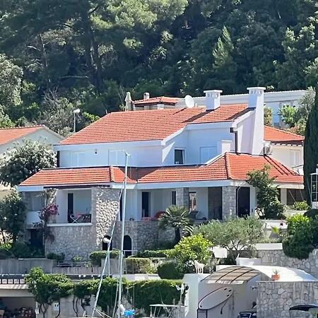 Haus Direkt Am -zrnovska Banja -insel , 2,5 Km Zum Altstadt Korcula Town