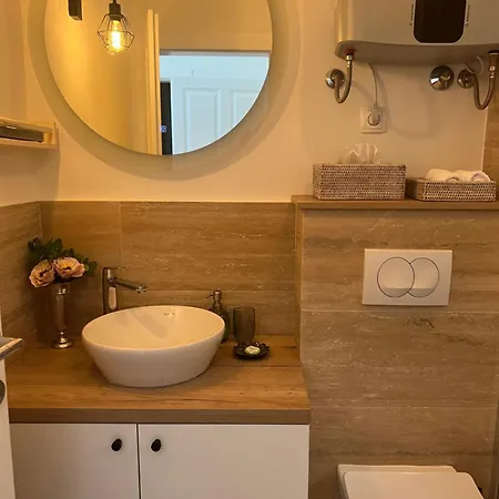 Direkt Am -zrnovska Banja -2,5 Km Zur Altstadt Корчула